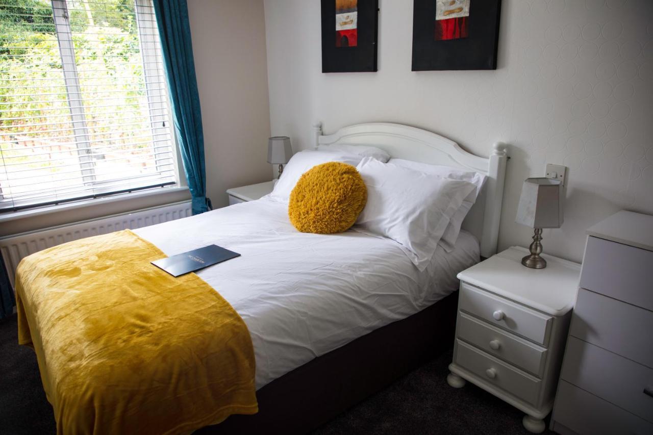 The Charlton Boutique Hotel 切尔滕纳姆 外观 照片